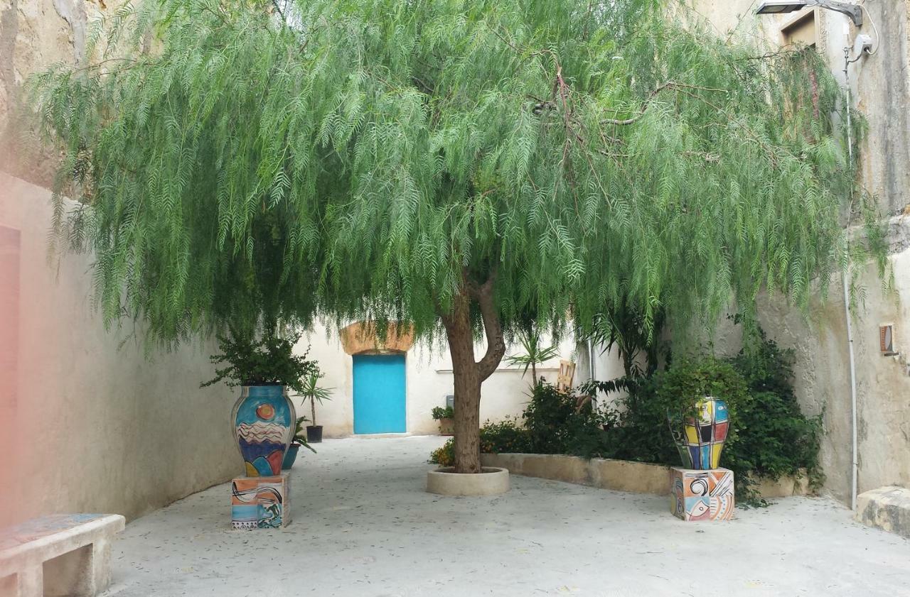 Le Dimore Del Saraceno - Al Falso Pepe Mazara del Vallo Εξωτερικό φωτογραφία