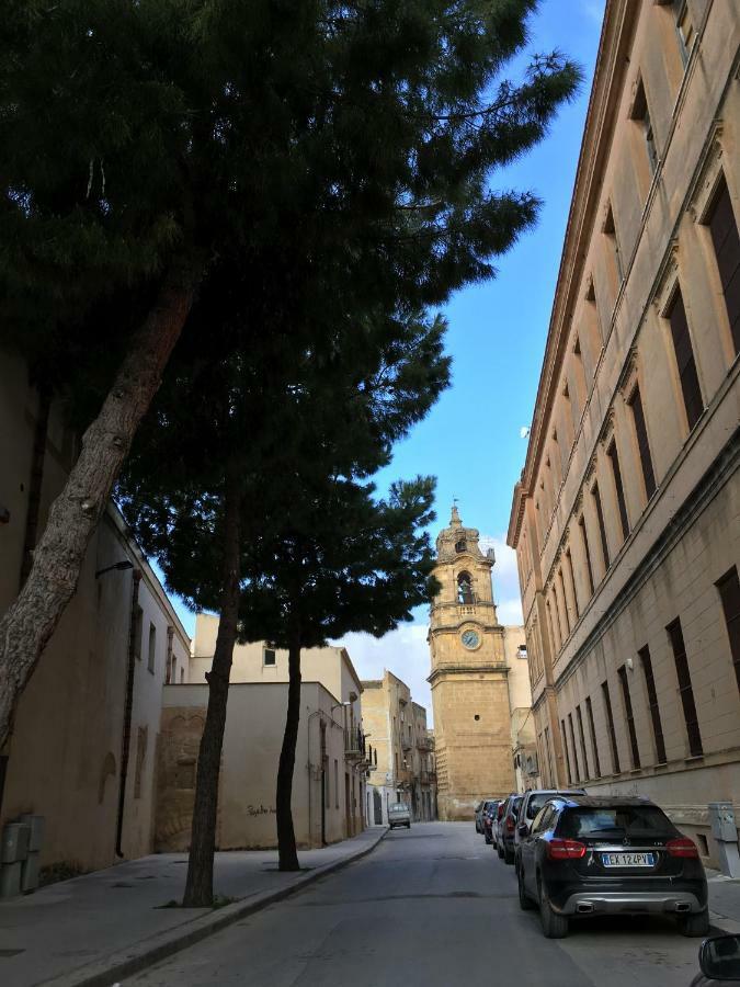 Le Dimore Del Saraceno - Al Falso Pepe Mazara del Vallo Εξωτερικό φωτογραφία